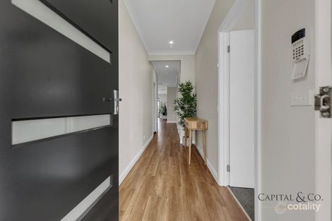 Property photo of 23 Marara Street Craigieburn VIC 3064