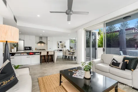 Property photo of 1/11 Eden Avenue Coolangatta QLD 4225