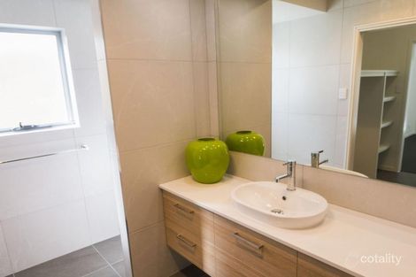 Property photo of 5 Stone Crescent Baringa QLD 4551