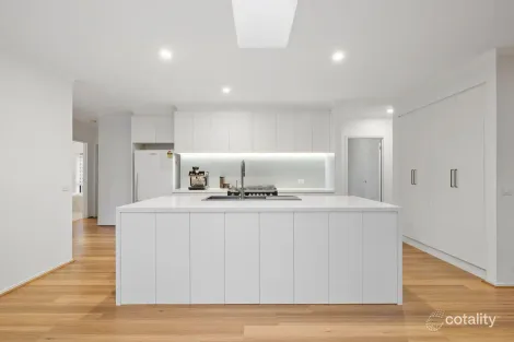Property photo of 37 Dobell Crescent Caroline Springs VIC 3023