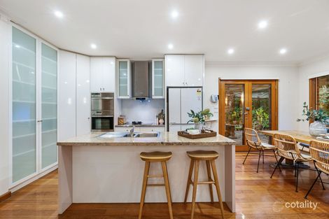 Property photo of 9 Carlyle Crescent Mont Albert VIC 3127