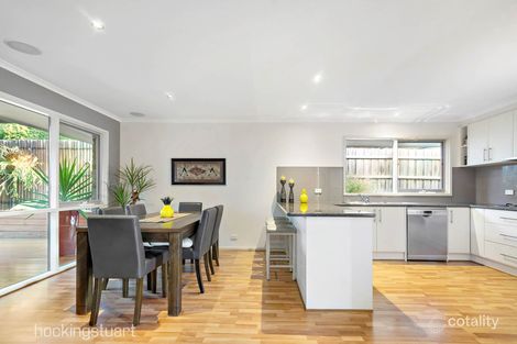 Property photo of 17 The Dell Croydon North VIC 3136