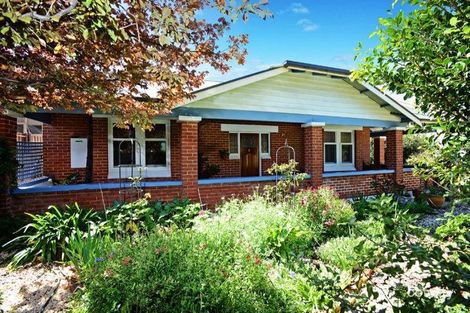 16 Cornhill Rd, Victor Harbor, SA 5211