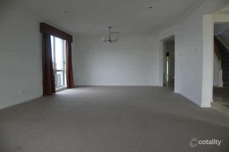 Property photo of 33 Stan Johnson Drive Hamlyn Terrace NSW 2259