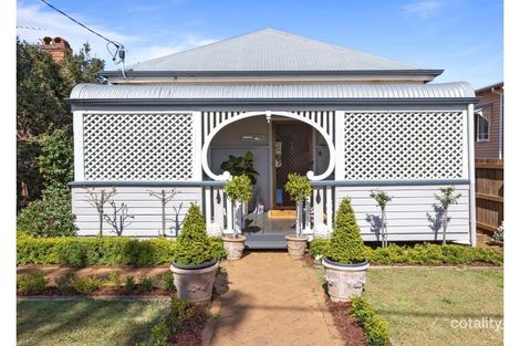 44 Eleanor St, East Toowoomba, QLD 4350