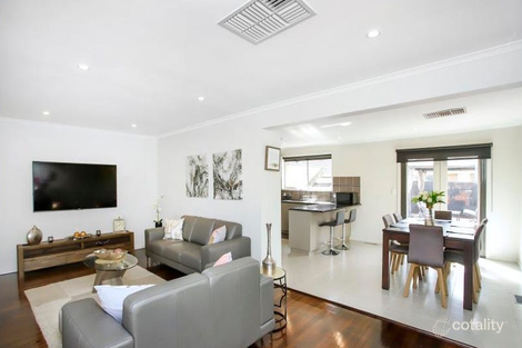 Property photo of 18 Dianne Drive Tullamarine VIC 3043