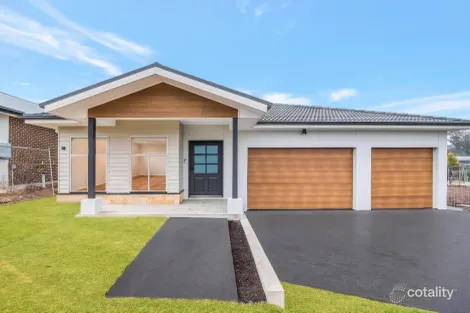 13 Crispe St, Tahmoor, NSW 2573