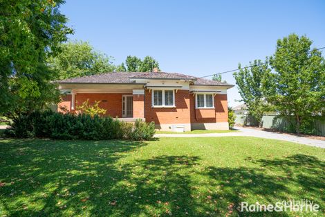 5 Grandview Ave, Turvey Park, NSW 2650