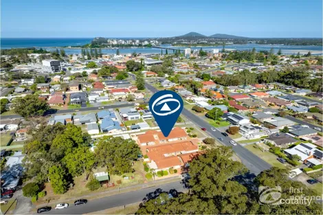 Property photo of 2/27 South Street Tuncurry NSW 2428