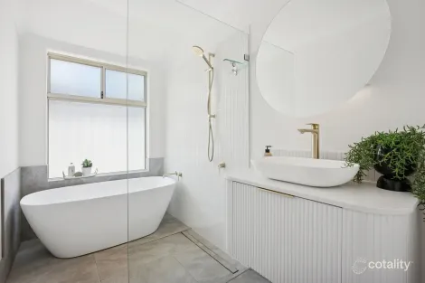 Property photo of 53 Virginia Place Waikiki WA 6169