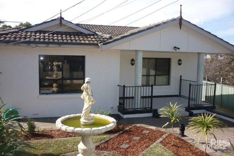 Property photo of 11 Florey Crescent Mount Pritchard NSW 2170