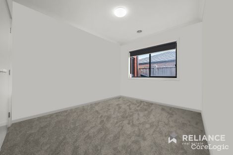 Property photo of 33 Peroomba Drive Point Cook VIC 3030