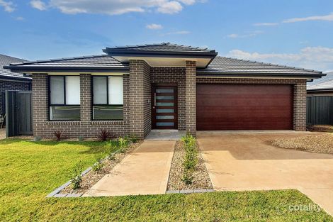 Property photo of 29 Highland Crescent Thirlmere NSW 2572