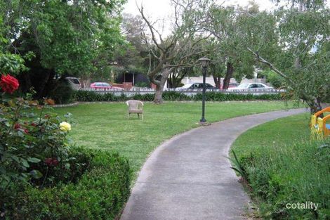 Property photo of 84 Orrong Crescent Caulfield North VIC 3161