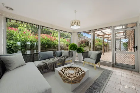 Property photo of 36 Currawong Crescent Mount Gambier SA 5290
