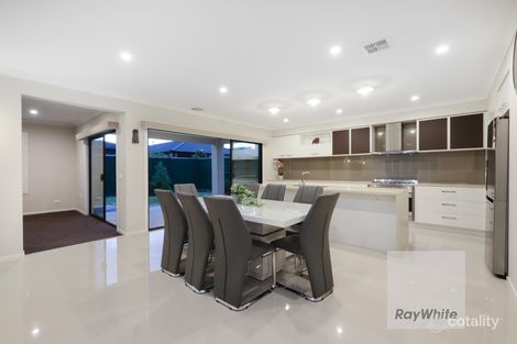 Property photo of 3 Wardan Avenue Greenvale VIC 3059