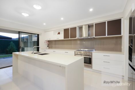Property photo of 3 Wardan Avenue Greenvale VIC 3059