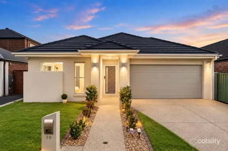 10 Dusseldorp Ave, Pakenham, VIC 3810