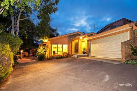 3 Charles Wilson Cl, Eltham North, VIC 3095