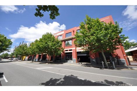 2/13 Cantonment St, Fremantle, WA 6160