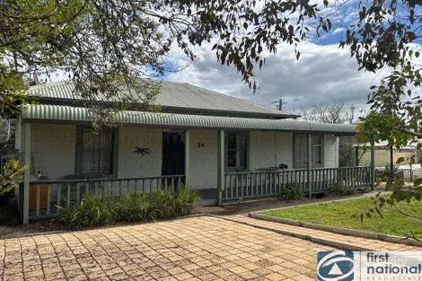 24 Burlong Rd, Northam, WA 6401