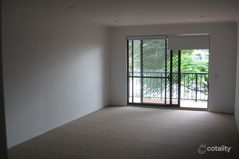 Property photo of 4/47 Hooker Boulevard Broadbeach Waters QLD 4218
