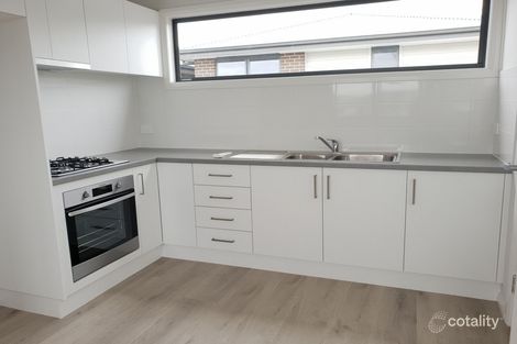 40 Bradley St, Glenmore Park, NSW 2745