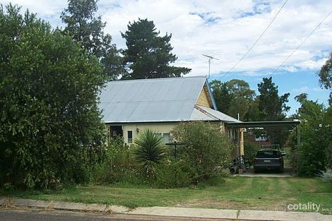 18 Leslie St, Warwick, QLD 4370