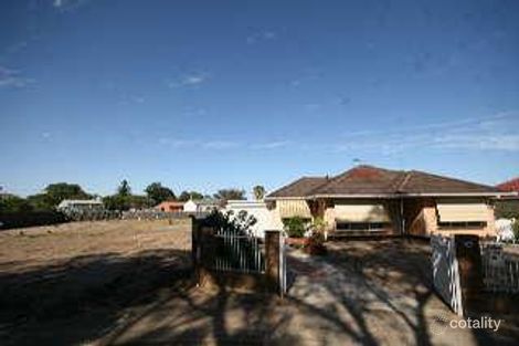 10 Cowra Cres, Park Holme, SA 5043