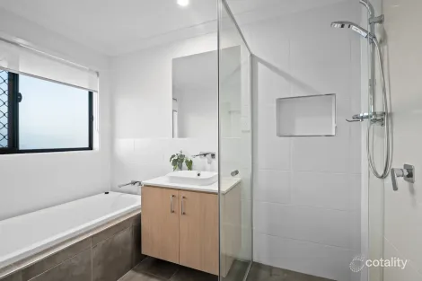 Property photo of 22 Parkview Parade Ripley QLD 4306