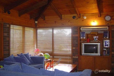 Property photo of 13 Fallon Close Quakers Hill NSW 2763