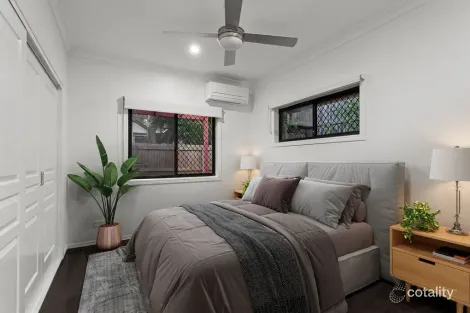 Property photo of 1 Litchfield Close Forest Lake QLD 4078