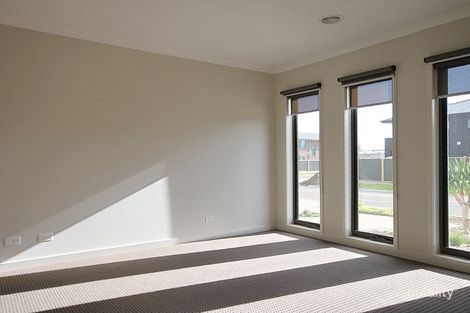 Property photo of 6 Knight Avenue Point Cook VIC 3030