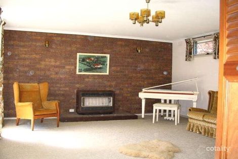 Property photo of 2 Ernest Road Croydon VIC 3136