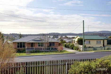 Property photo of 9 Ernest Street Beauty Point TAS 7270