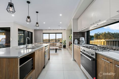 Property photo of 22 Foundry Circuit Beveridge VIC 3753