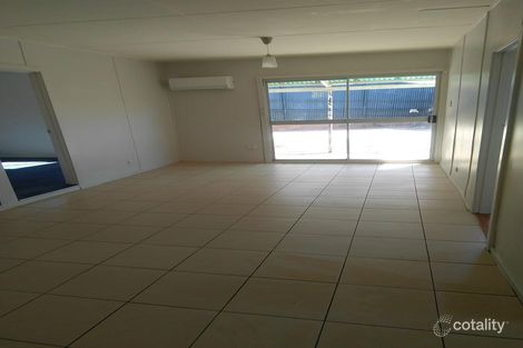 4 Shackleton St, The Gap, QLD 4825