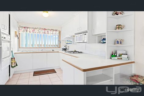 Property photo of 18 Potomac Close Werribee VIC 3030