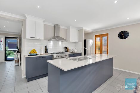Property photo of 19 Eclipse Avenue Fraser Rise VIC 3336