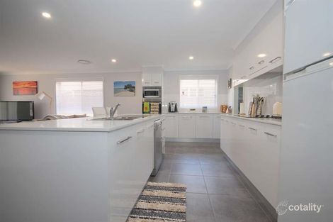Property photo of 91 Diggers Drive Tanilba Bay NSW 2319