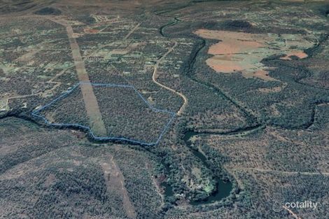 264 River Rd, Millstream, QLD 4888