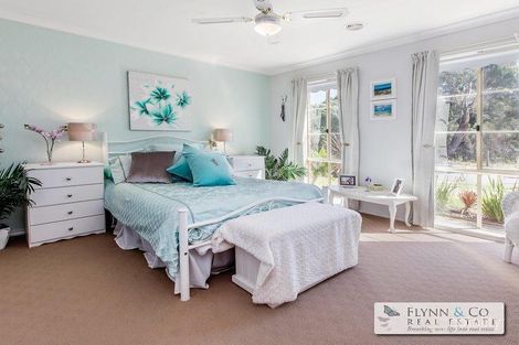 Property photo of 58 Parkedge Circuit Rosebud VIC 3939