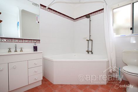 Property photo of 3 Tia Lane Forest Lake QLD 4078