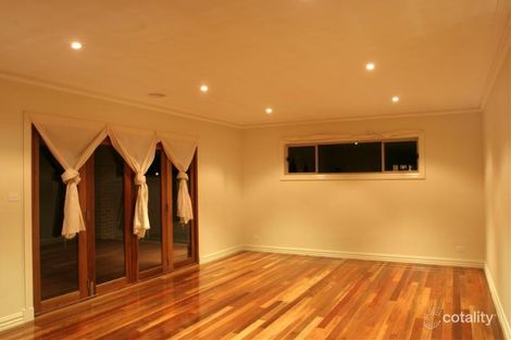 Property photo of 4 Lucon Glen Point Cook VIC 3030