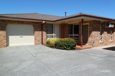2/7 Benn Cres, West Albury, NSW 2640