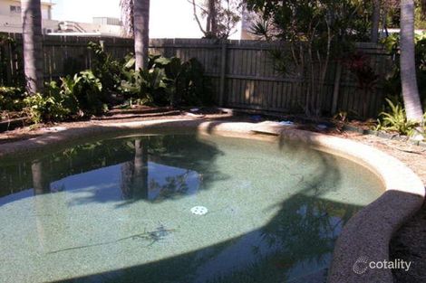 Property photo of 2/60 Third Avenue Palm Beach QLD 4221