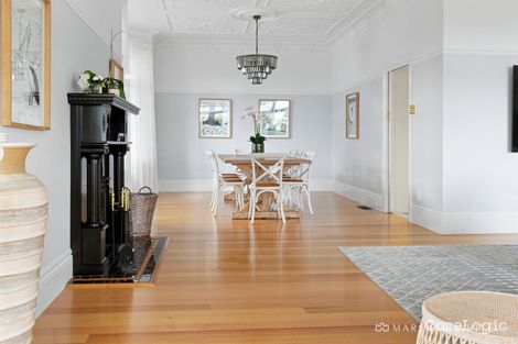 Property photo of 13 Barriedale Grove Frankston South VIC 3199