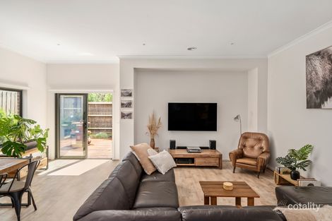Property photo of 1 Seacombe Grove Somerville VIC 3912