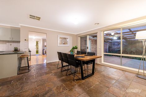 Property photo of 13 Suaad Court Cranbourne West VIC 3977