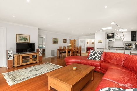 22 Greenways Rd, Glen Waverley, VIC 3150